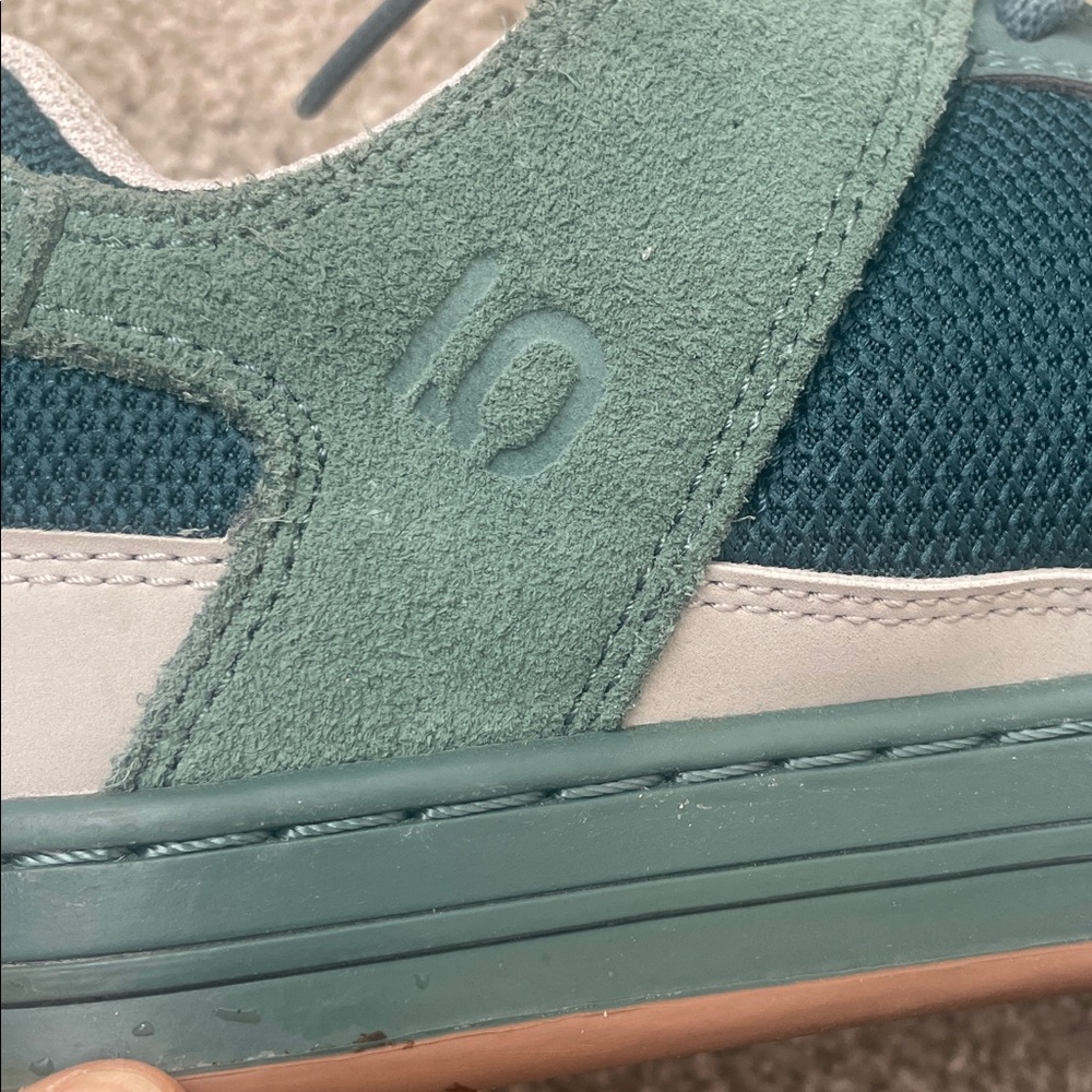 adidas women’s Five Ten Freerider Sneakers Sz 7 suede / fabric upper wild teal - Picture 7 of 9